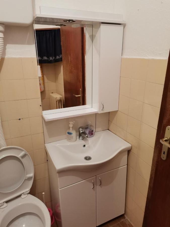 Vila Milica Kraljevo Luaran gambar