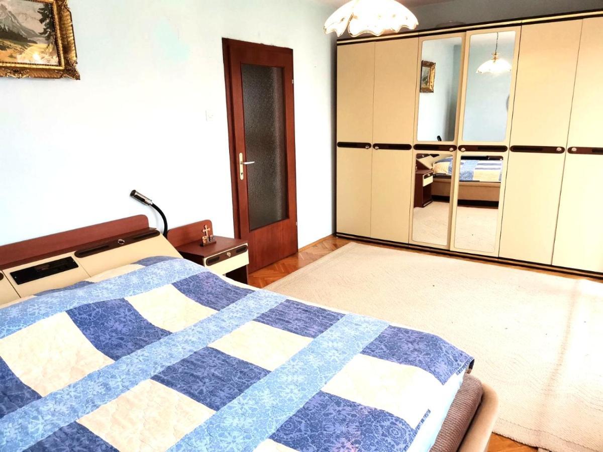 Vila Milica Kraljevo Luaran gambar